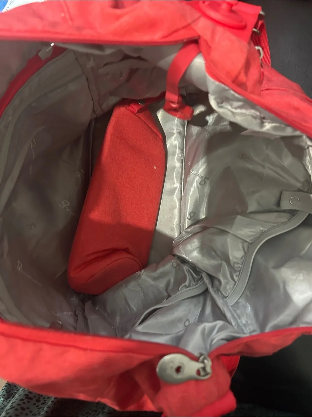 Doona coral Tote with Pouch